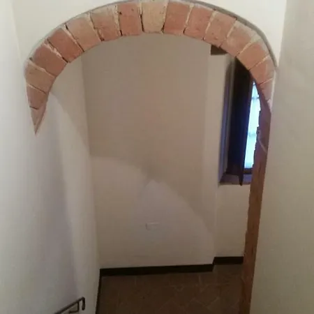 Camelia A Castelfalfi Holiday home *