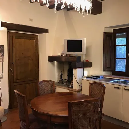 Camelia A Castelfalfi Holiday home Montaione
